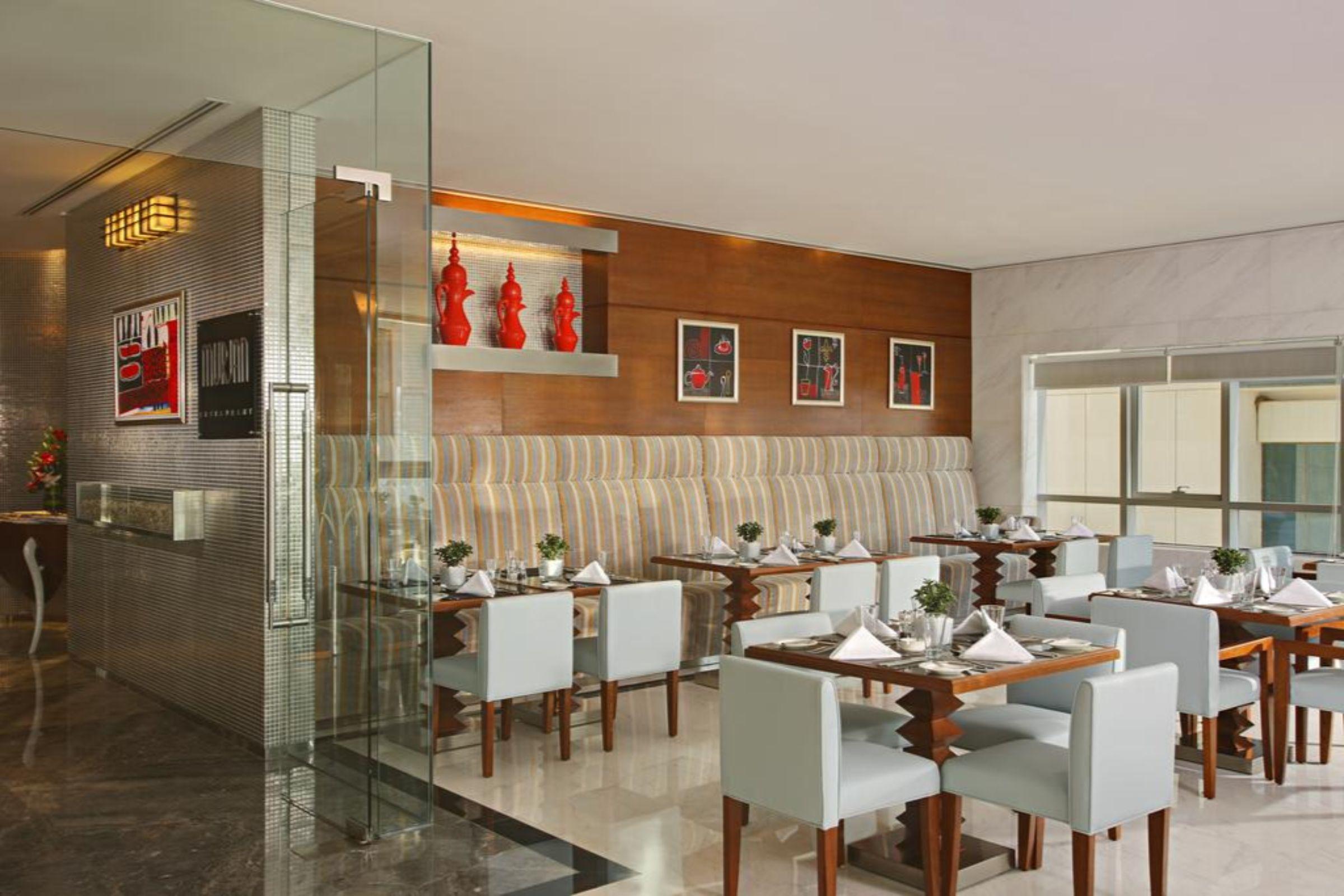 Nour Arjaan by Rotana - Fujairah Hotel Bagian luar foto