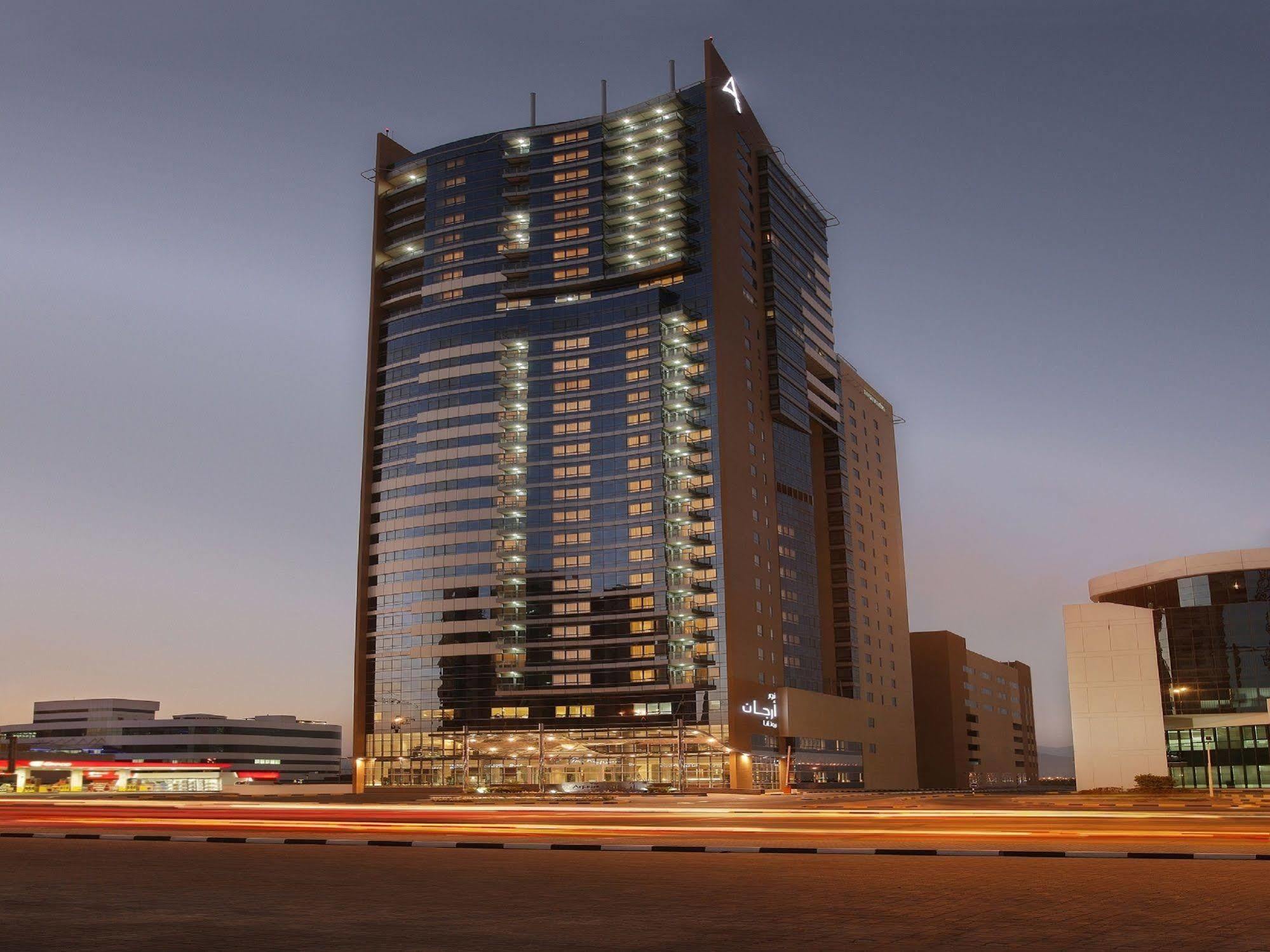 Nour Arjaan by Rotana - Fujairah Hotel Bagian luar foto